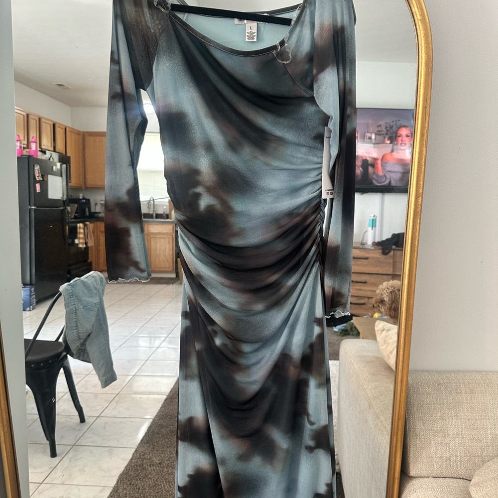 Madden Girl Gray Black Ruched Long Sleeve Dress